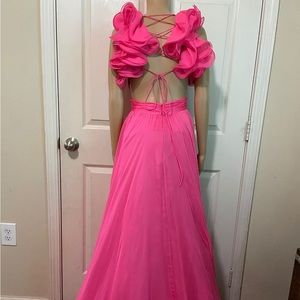 MAC DUGGAL RUFFLE TIERED CUT-OUT CHIFFON GOWN